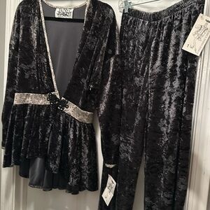 Women”s vintage DONNA jessica 2piece set woven and printed fabric unique